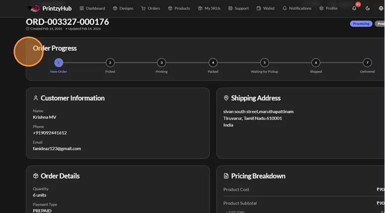 Track the order's live status — PrintzyHub app screenshot